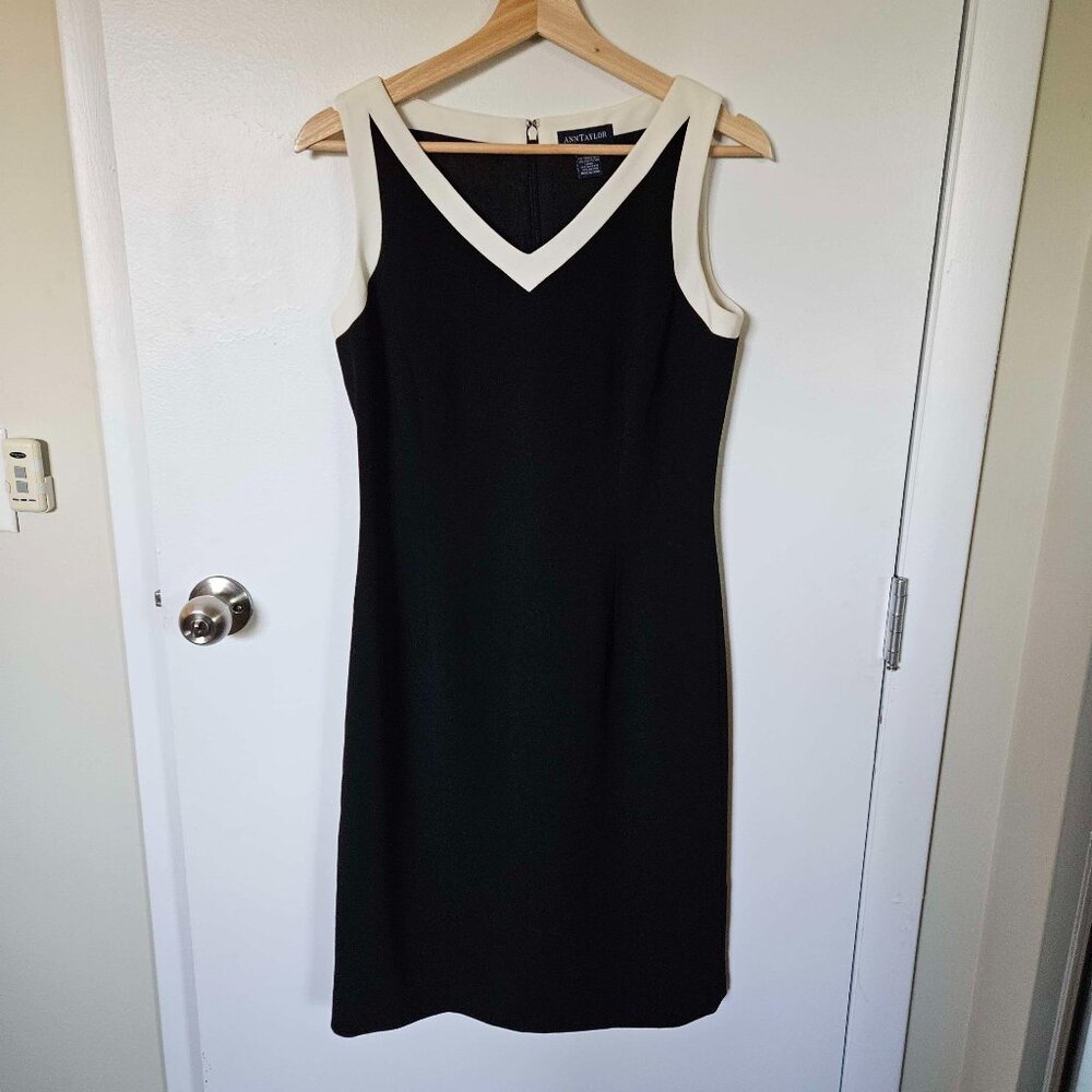 Ann Taylor Black & White Dress, Size 6